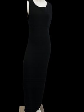 Sleek Black Sleeveless Maxi Dress